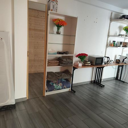 וינה Erdgeschoss Wohnung Nahe Flughafen מראה חיצוני תמונה